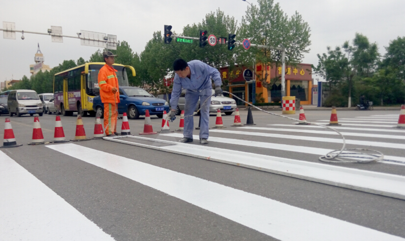 耐腐蚀道路标线